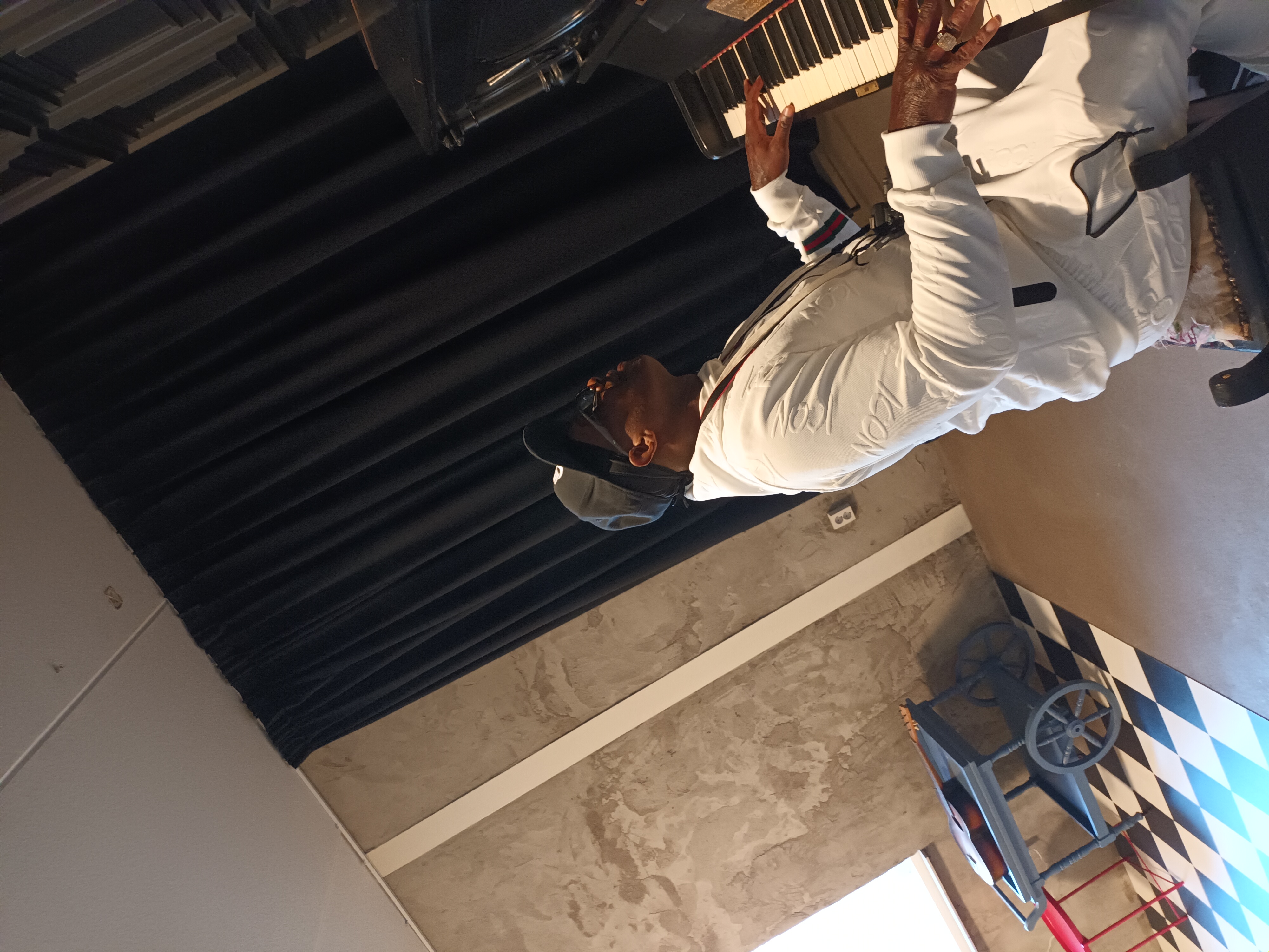 Kings Blood at Piano